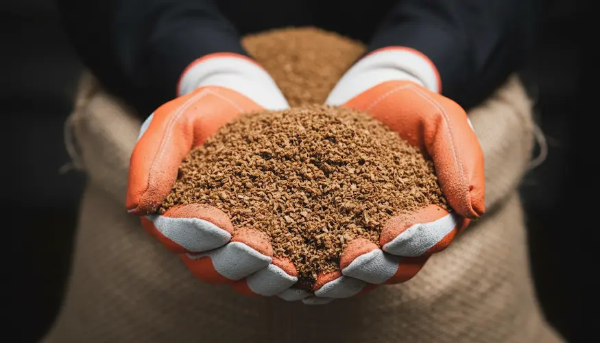 aislar casa con insuflado Corcho-Expandido murcia